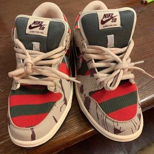 Freddy Krueger Nike sneakers dunk size 10